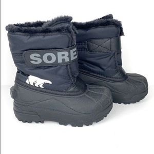 NWOT SOREL Snow Commander Boots Size 11